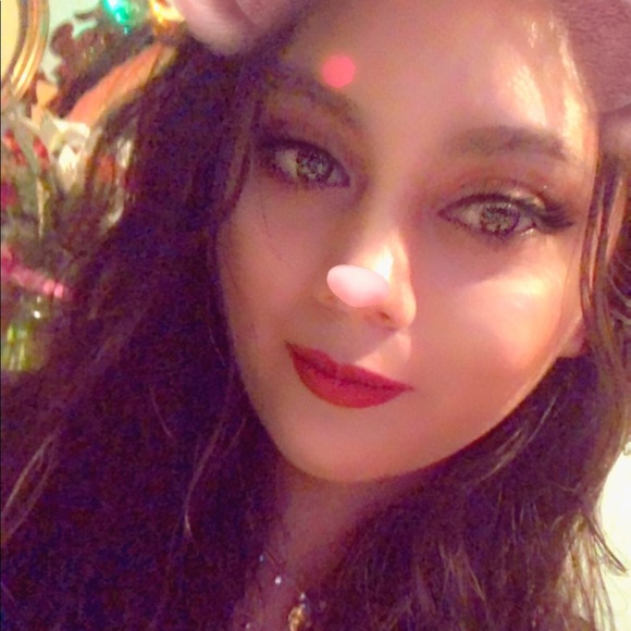 Meet your Posher, Suleima - Picture 1 of 1